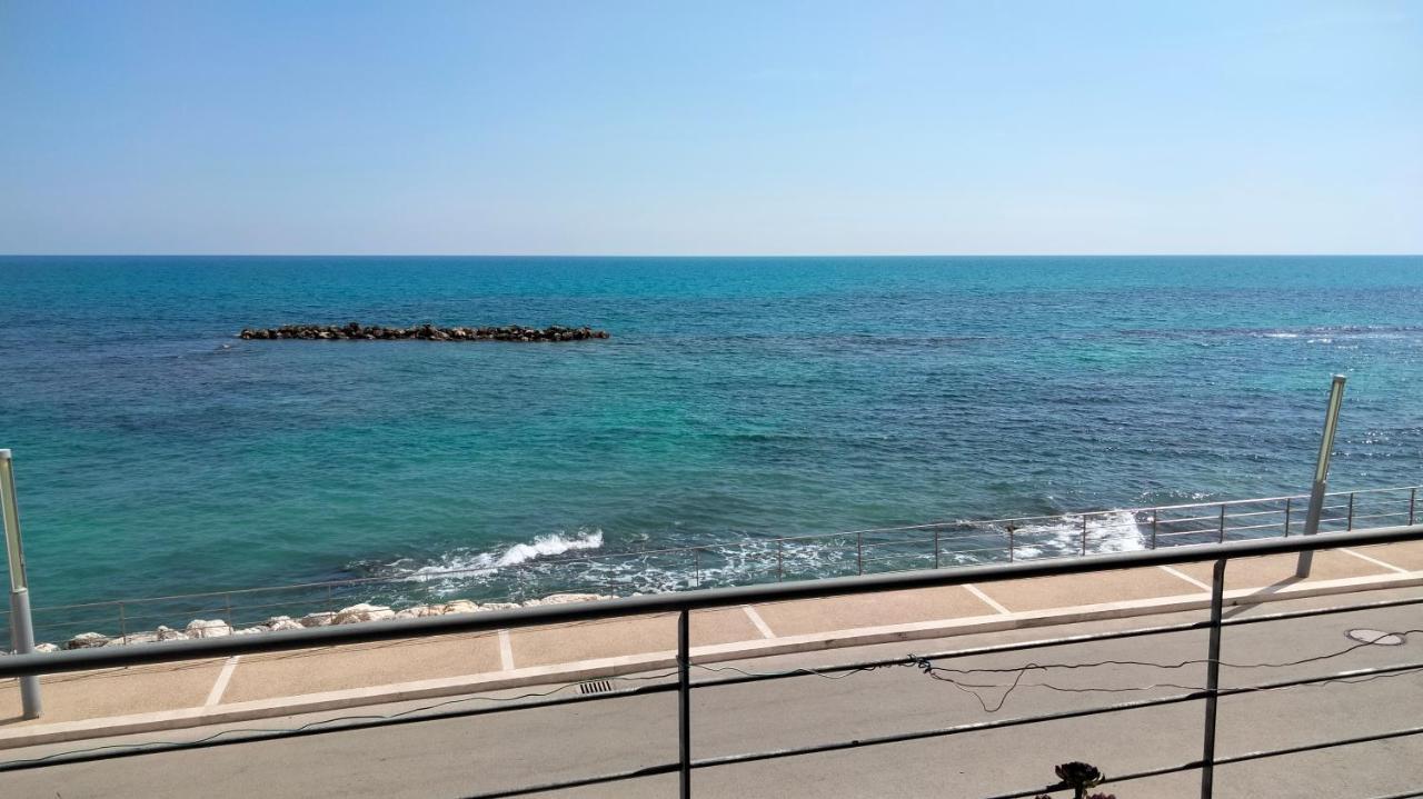 B&B Borgo Dello Stazzone 夏卡 外观 照片